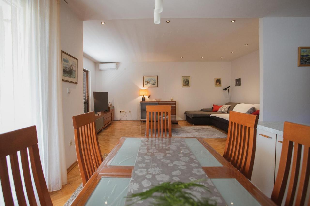 Comfort Sea View Apartment Dugi Rat Exteriér fotografie