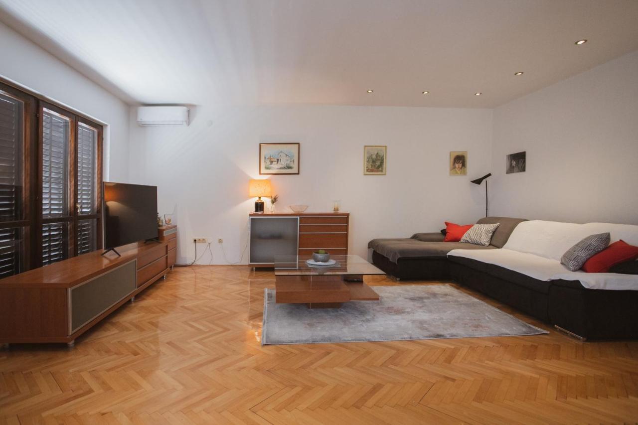 Comfort Sea View Apartment Dugi Rat Exteriér fotografie